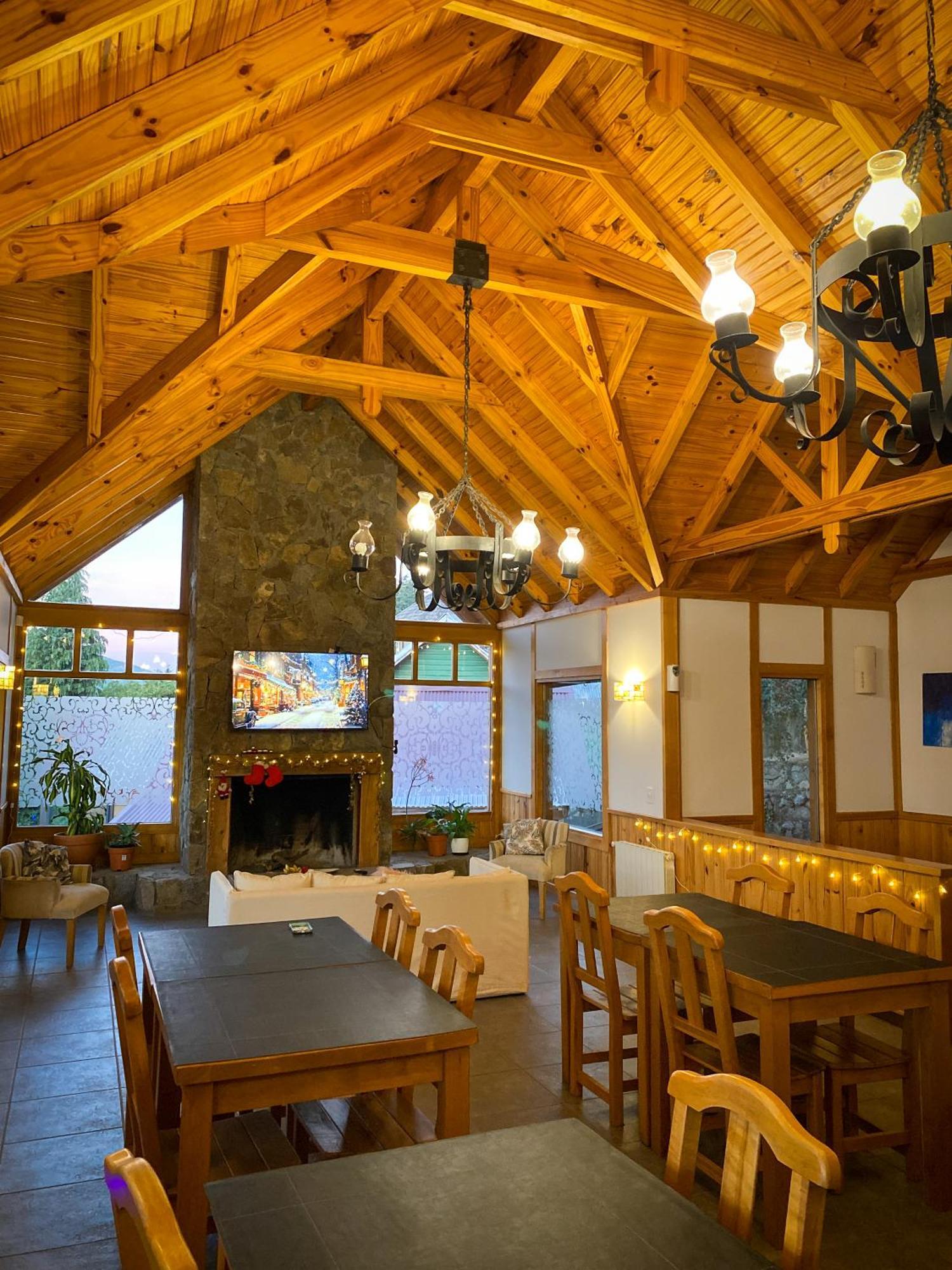 Hosteria Baerenhaus San Martin de los Andes Bagian luar foto
