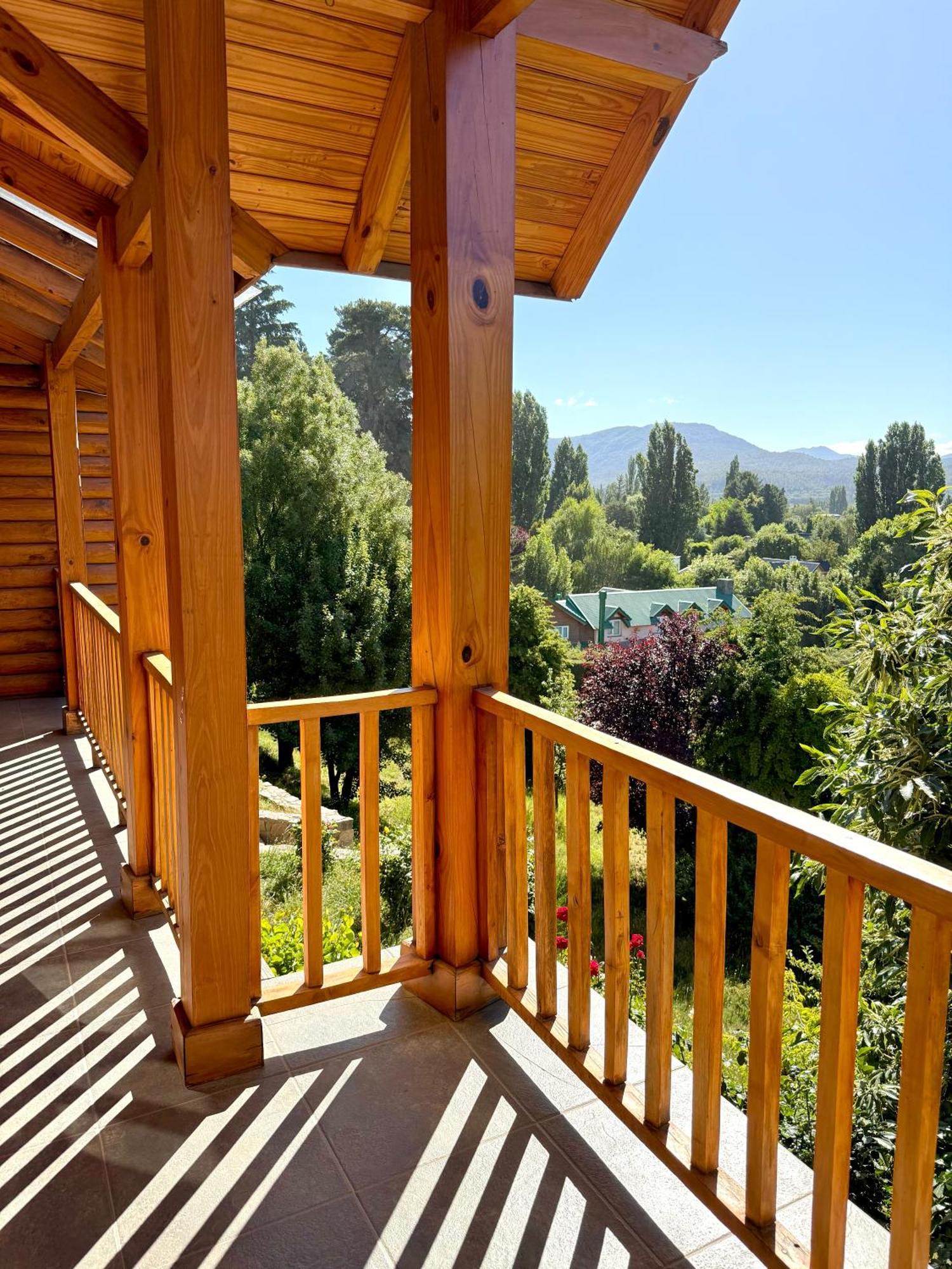 Hosteria Baerenhaus San Martin de los Andes Bagian luar foto